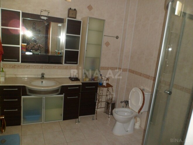 Satılır 5 otaqlı köhnə tikili 140 m², Nəsimi r., photo 12 from 15