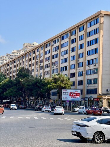 Satılır 4 otaqlı köhnə tikili 110 m², Bakıxanov q., photo 3 from 16