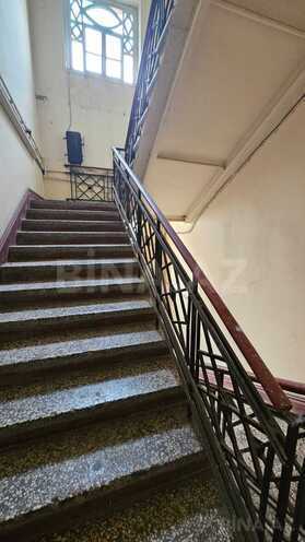Satılır 3 otaqlı köhnə tikili 105 m², Sahil m., photo 14 from 18