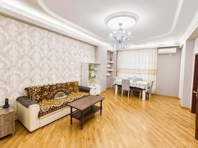 İcarəyə verilir 2 otaqlı yeni tikili 95 m², İnşaatçılar m., photo 4 from 11