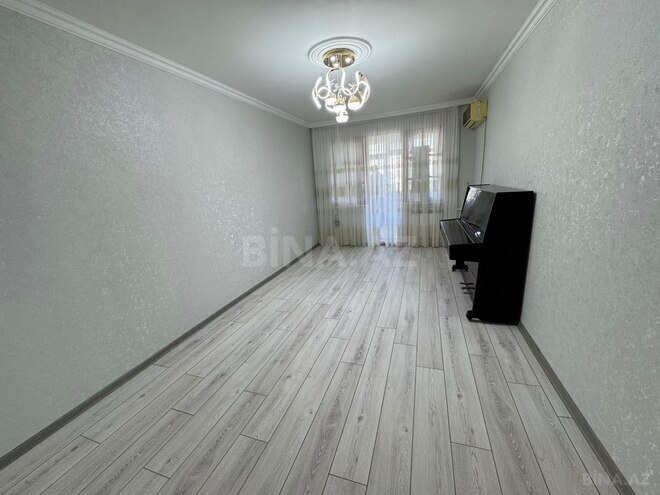 Продаётся 3-комн. вторичка 50 м², м. Халглар Достлугу, photo 1 from 19