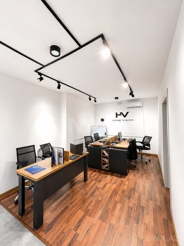 Сдаётся 2-комн. офис 45 м², м. Элмляр Академиясы, photo 1 from 6