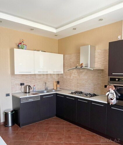 Сдаётся 4-комн. новостройка 220 м², м. 28 мая, photo 7 from 18