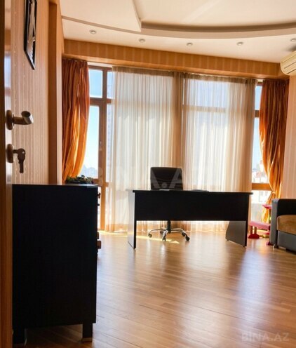 Сдаётся 4-комн. новостройка 220 м², м. 28 мая, photo 11 from 18