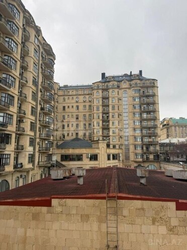 İcarəyə verilir 1 otaqlı köhnə tikili 40 m², Sahil m., photo 1 from 12