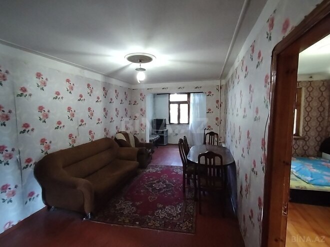 Сдаётся 2-комн. вторичка 50 м², м. Нефтчиляр, photo 1 from 19
