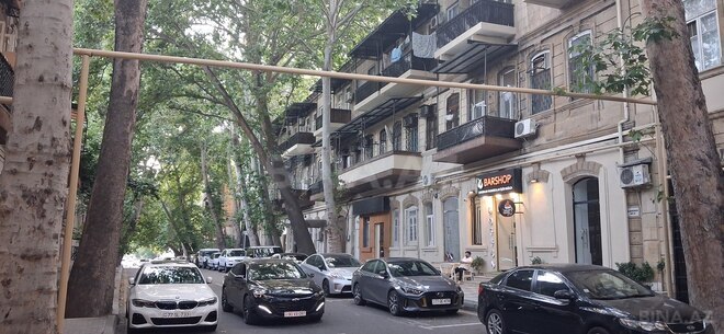 İcarəyə verilir 2 otaqlı köhnə tikili 60 m², 28 May m., photo 1 from 19