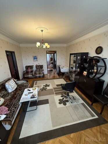 Продаётся 4-комн. вторичка 120 м², м. Ичеришехер, photo 5 from 18
