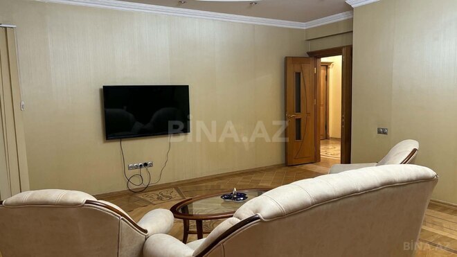 İcarəyə verilir 3 otaqlı yeni tikili 150 m², Nizami m., photo 3 from 20