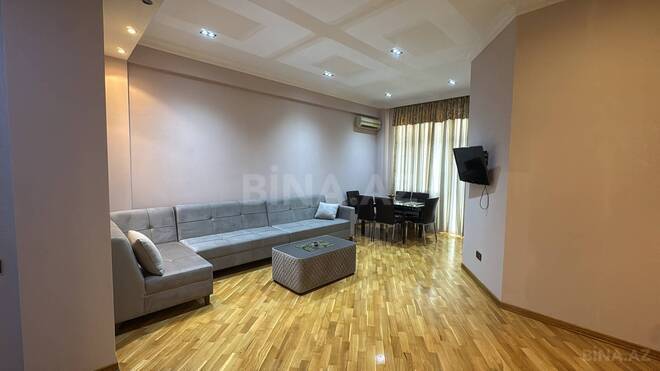 İcarəyə verilir 2 otaqlı yeni tikili 70 m², 28 May m., photo 9 from 13