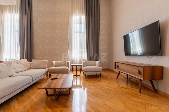İcarəyə verilir 3 otaqlı köhnə tikili 127 m², İçəri Şəhər m., photo 6 from 18