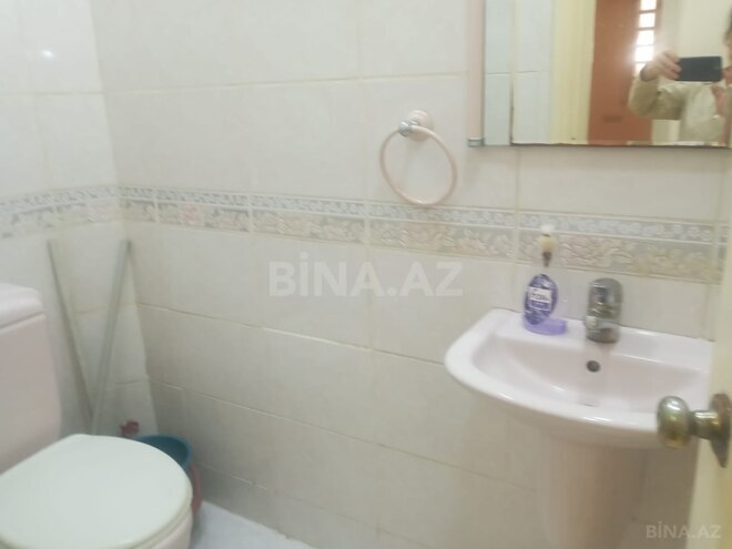 Satılır 5 otaqlı köhnə tikili 160 m², 28 May m., photo 15 from 17