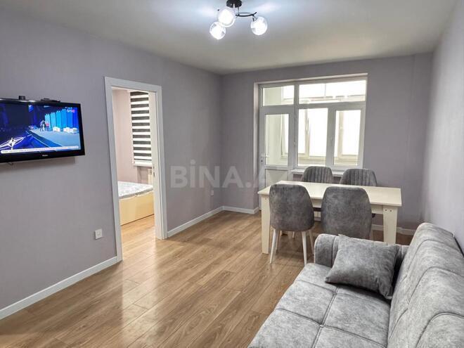 Сдаётся 2-комн. вторичка 40 м², м. Нариман Нариманов, photo 1 from 17