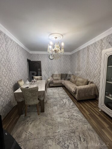 Satılır 3 otaqlı köhnə tikili 55 m², Yeni Günəşli q., photo 1 from 12