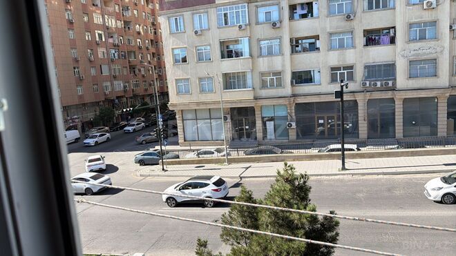 Satılır 2 otaqlı köhnə tikili 65 m², 20 Yanvar m., photo 10 from 13