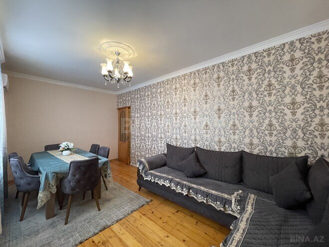 Satılır 2 otaqlı köhnə tikili 65 m², photo 1 from 15