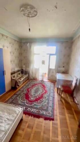 Сдаётся 3-комн. вторичка 70 м², м. 28 мая, photo 1 from 8