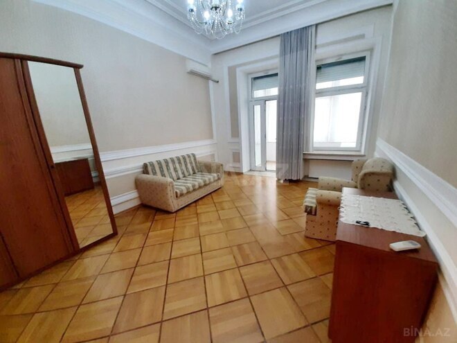Сдаётся 4-комн. вторичка 175 м², м. Сахил, photo 17 from 23