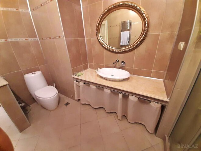 Сдаётся 4-комн. вторичка 175 м², м. Сахил, photo 18 from 23