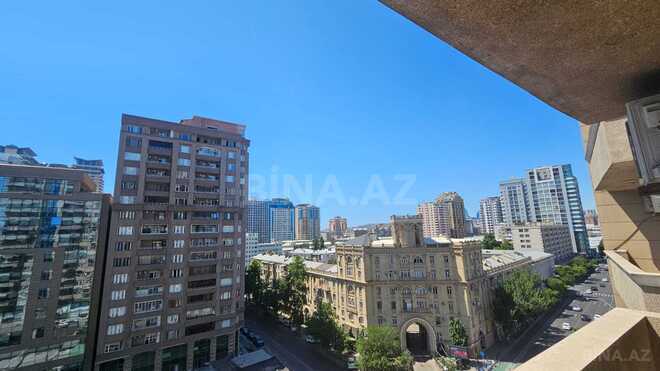 İcarəyə verilir 3 otaqlı yeni tikili 140 m², 28 May m., photo 3 from 17