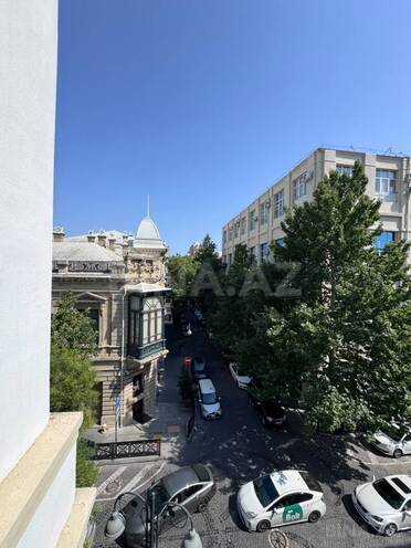 Satılır 2 otaqlı köhnə tikili 75 m², Sahil m., photo 9 from 23