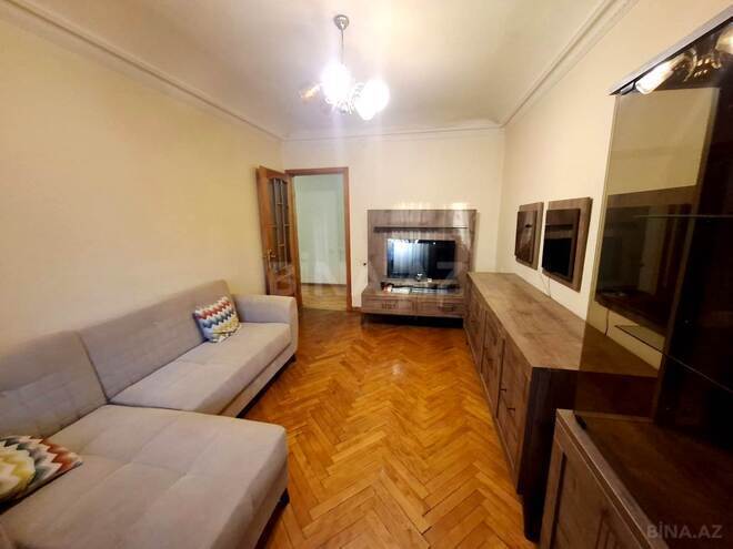 Продаётся 3-комн. вторичка 75 м², м. Низами, photo 15 from 18