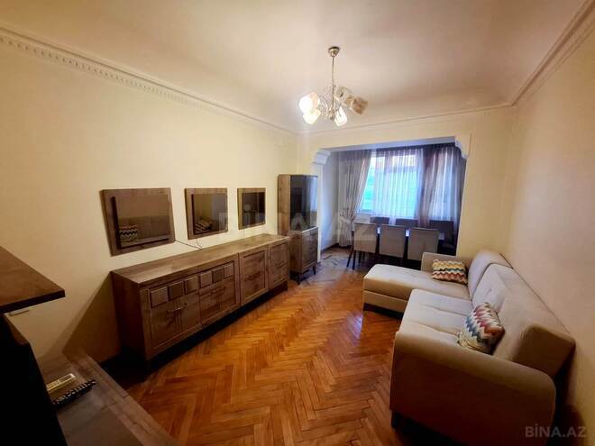 Продаётся 3-комн. вторичка 75 м², м. Низами, photo 4 from 18
