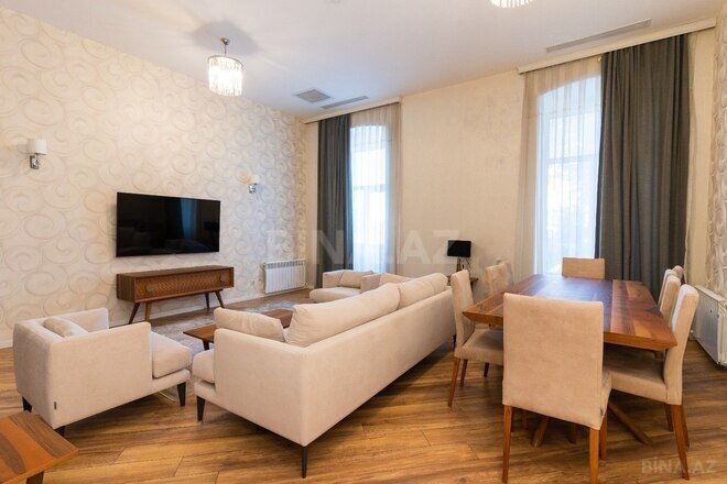 İcarəyə verilir 2 otaqlı köhnə tikili 131 m², İçəri Şəhər m., photo 4 from 20