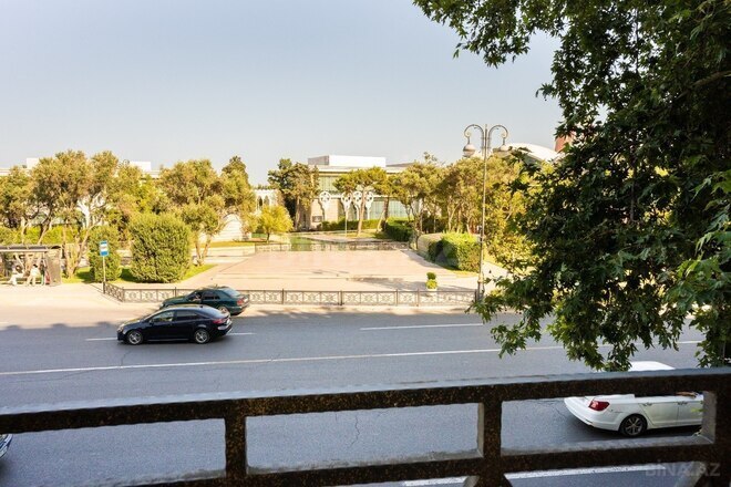 İcarəyə verilir 2 otaqlı köhnə tikili 131 m², İçəri Şəhər m., photo 18 from 20