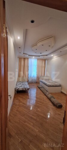 Сдаётся 3-комн. новостройка 110 м², м. Сахил, photo 5 from 12