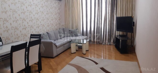 Продаётся 3-комн. новостройка 83 м², м. Низами, photo 1 from 11