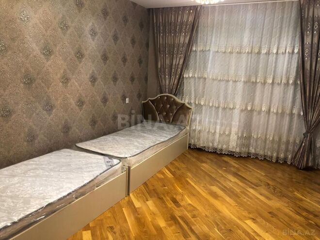 Сдаётся 3-комн. новостройка 136 м², м. 8 ноября, photo 6 from 23
