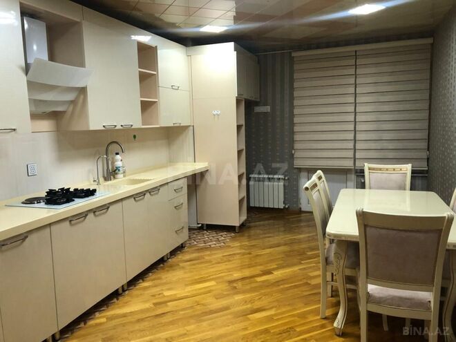 Сдаётся 3-комн. новостройка 136 м², м. 8 ноября, photo 12 from 23