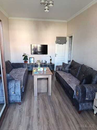 Продаётся 1-комн. вторичка 40 м², м. Кара Караев, photo 3 from 12