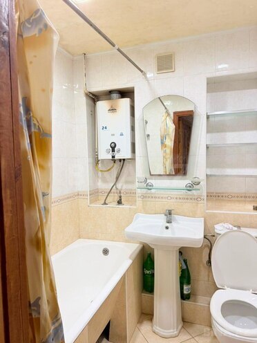 Сдаётся 3-комн. вторичка 84 м², м. Элмляр Академиясы, photo 10 from 12