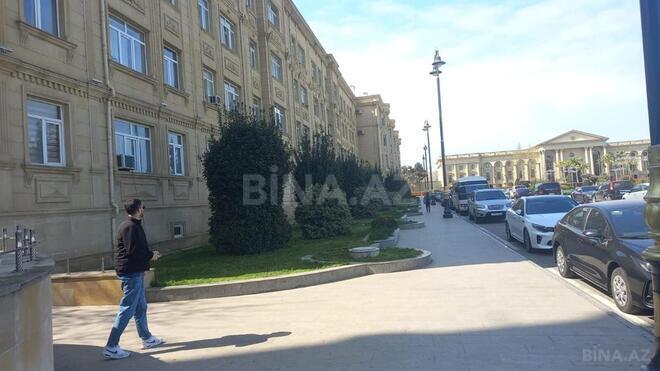 Satılır 2 otaqlı köhnə tikili 50 m², Gənclik m., photo 1 from 17
