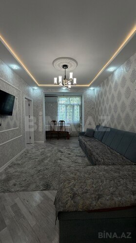 Продаётся 3-комн. вторичка 70 м², photo 1 from 14