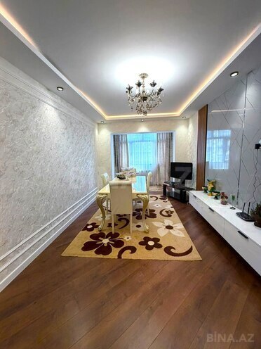 Satılır 4 otaqlı köhnə tikili 100 m², 20 Yanvar m., photo 1 from 22