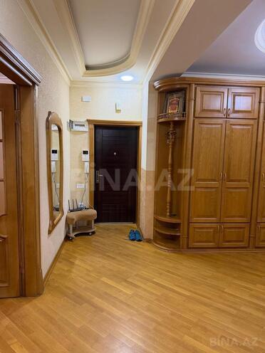 Сдаётся 3-комн. новостройка 165 м², м. Нариман Нариманов, photo 19 from 21