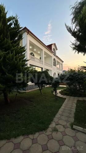 Продаётся 8-комн. дом/дача 450 м², пос. Шувеляны, photo 1 from 17