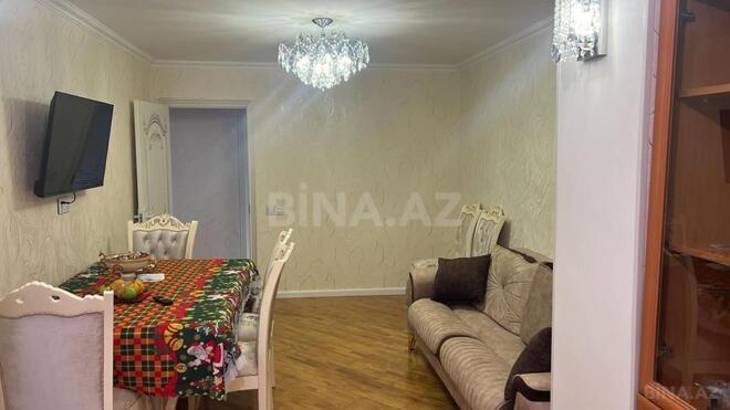 Продаётся 2-комн. вторичка 55 м², м. Элмляр Академиясы, photo 3 from 12