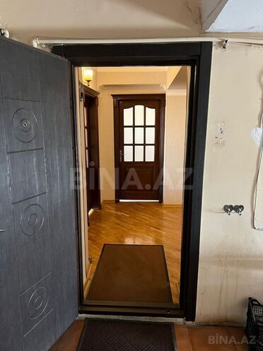 Продаётся 3-комн. вторичка 110 м², м. Низами, photo 19 from 25
