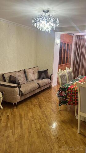 Продаётся 2-комн. вторичка 55 м², м. Элмляр Академиясы, photo 1 from 12