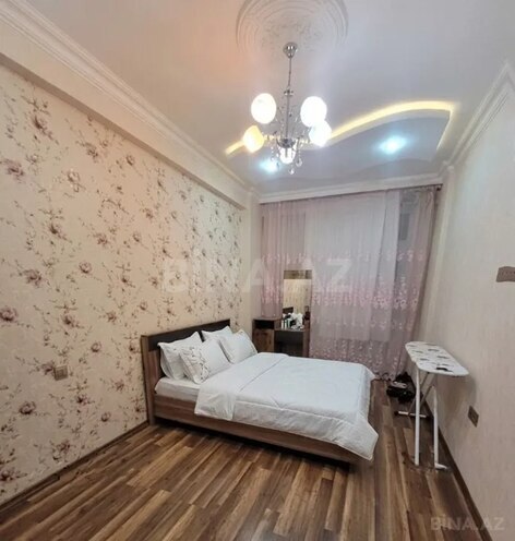 Сдаётся 2-комн. новостройка 80 м², м. Кара Караев, photo 1 from 9