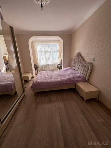 Продаётся 2-комн. вторичка 70 м², Абшеронcкий  р., photo 10 from 13
