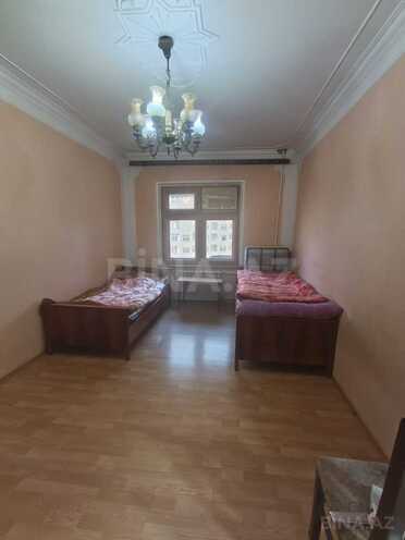 Сдаётся 2-комн. вторичка 55 м², м. Иншаатчылар, photo 1 from 18