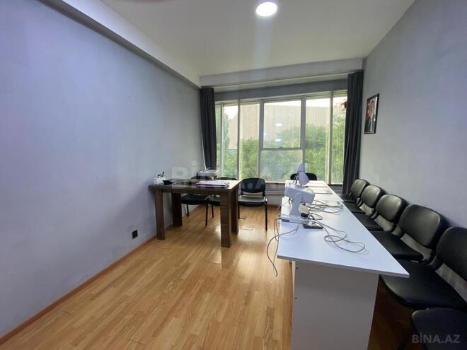 Сдаётся 1-комн. офис 18 м², м. Сахил, photo 1 from 10