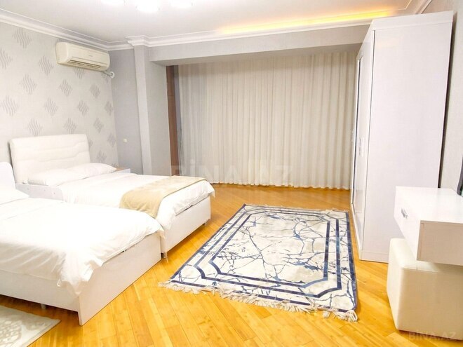 Продаётся 3-комн. вторичка 100 м², м. Элмляр Академиясы, photo 9 from 16