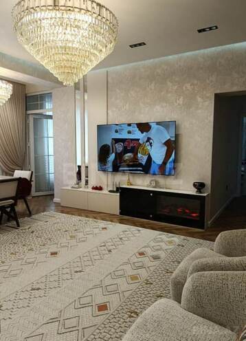 Продаётся 3-комн. новостройка 120 м², м. Иншаатчылар, photo 6 from 18