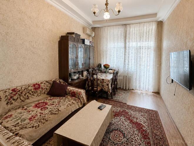 Satılır 2 otaqlı yeni tikili 80 m², Qara Qarayev m., photo 3 from 9